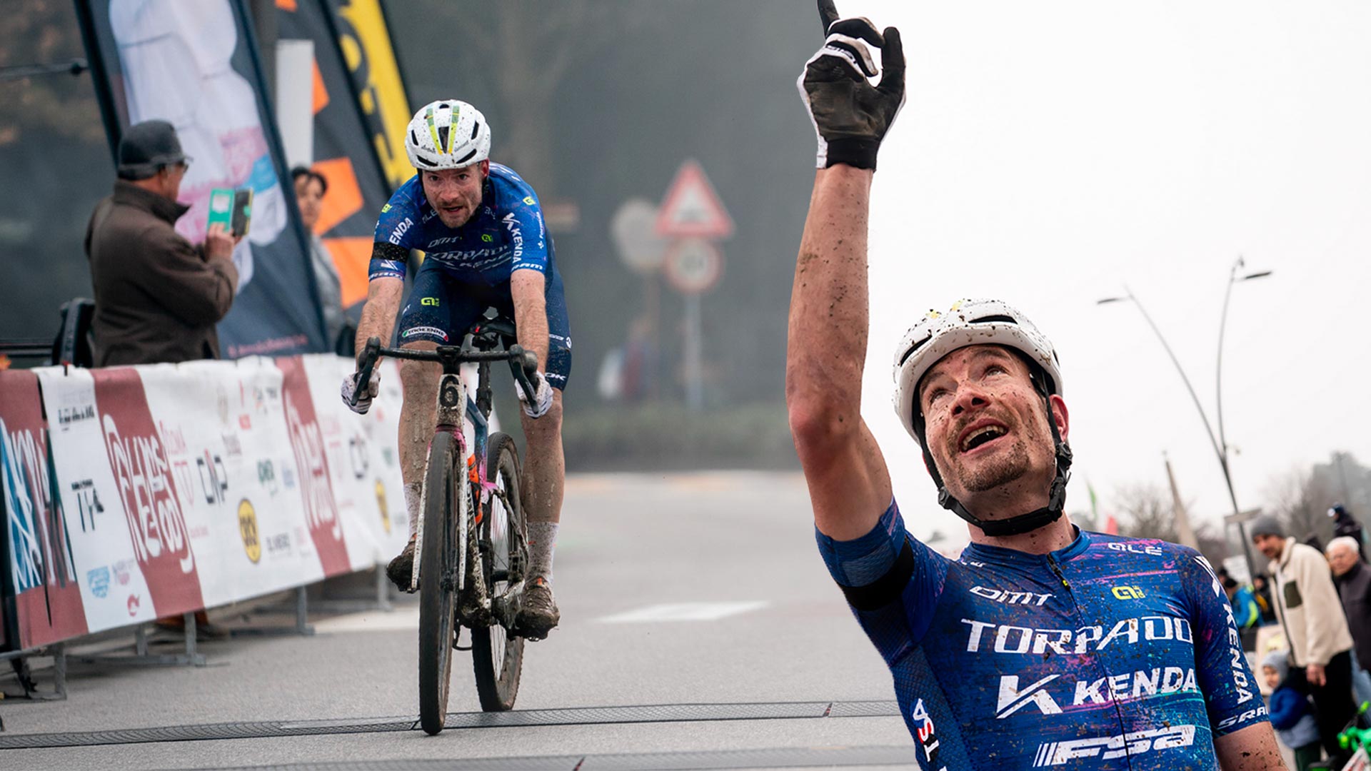 Fondriest Ardenne conquista il podio: Rabensteiner 3° alla Gravel Sea Otter Europe di Girona